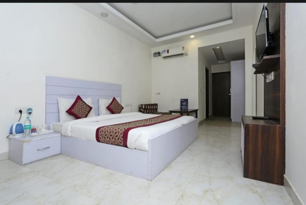 Basoya Farm 2Bhk Villla With Pool - 10 Min Away From Chattarpur Faridabad Exterior photo