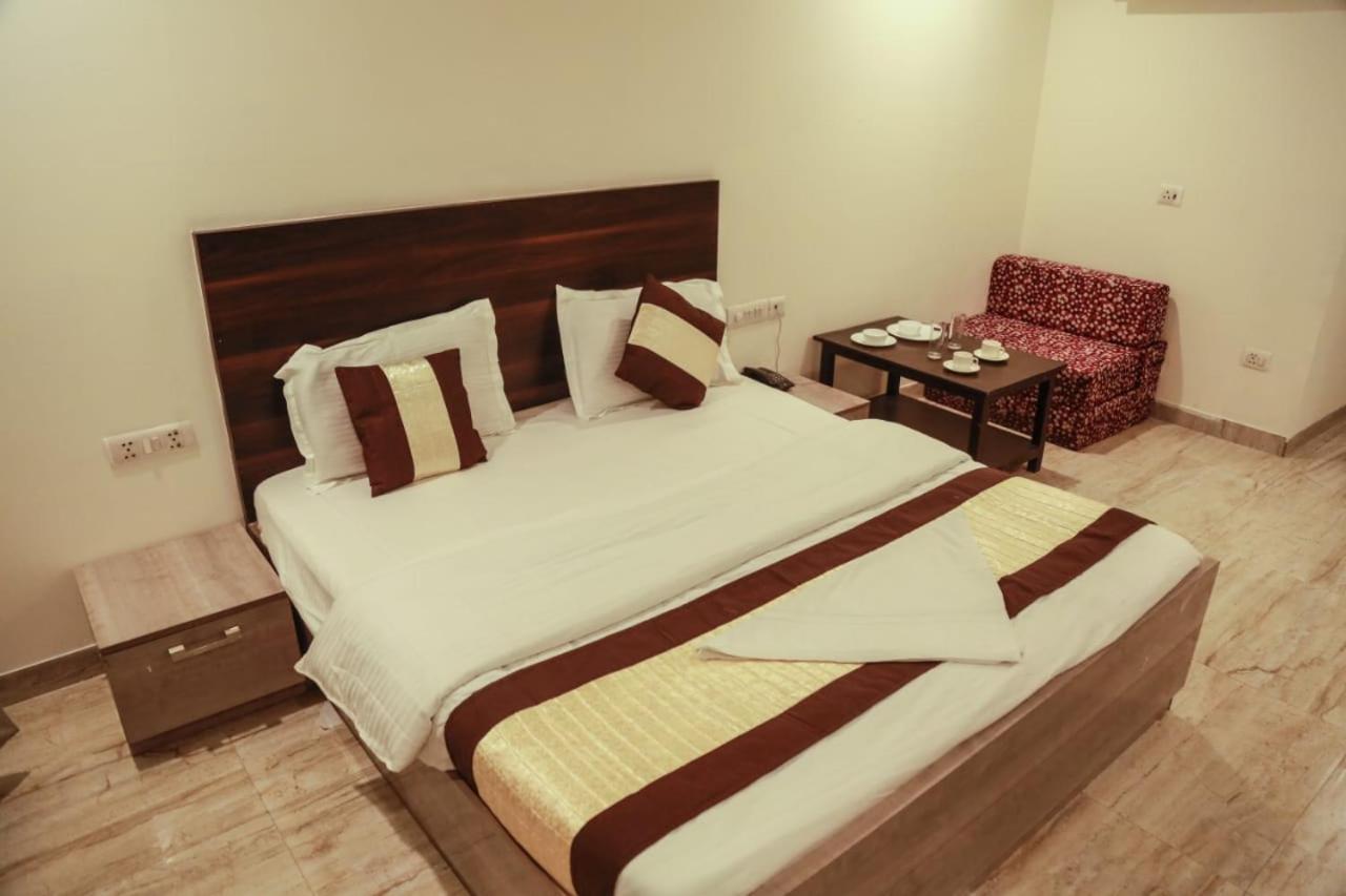 Basoya Farm 2Bhk Villla With Pool - 10 Min Away From Chattarpur Faridabad Exterior photo