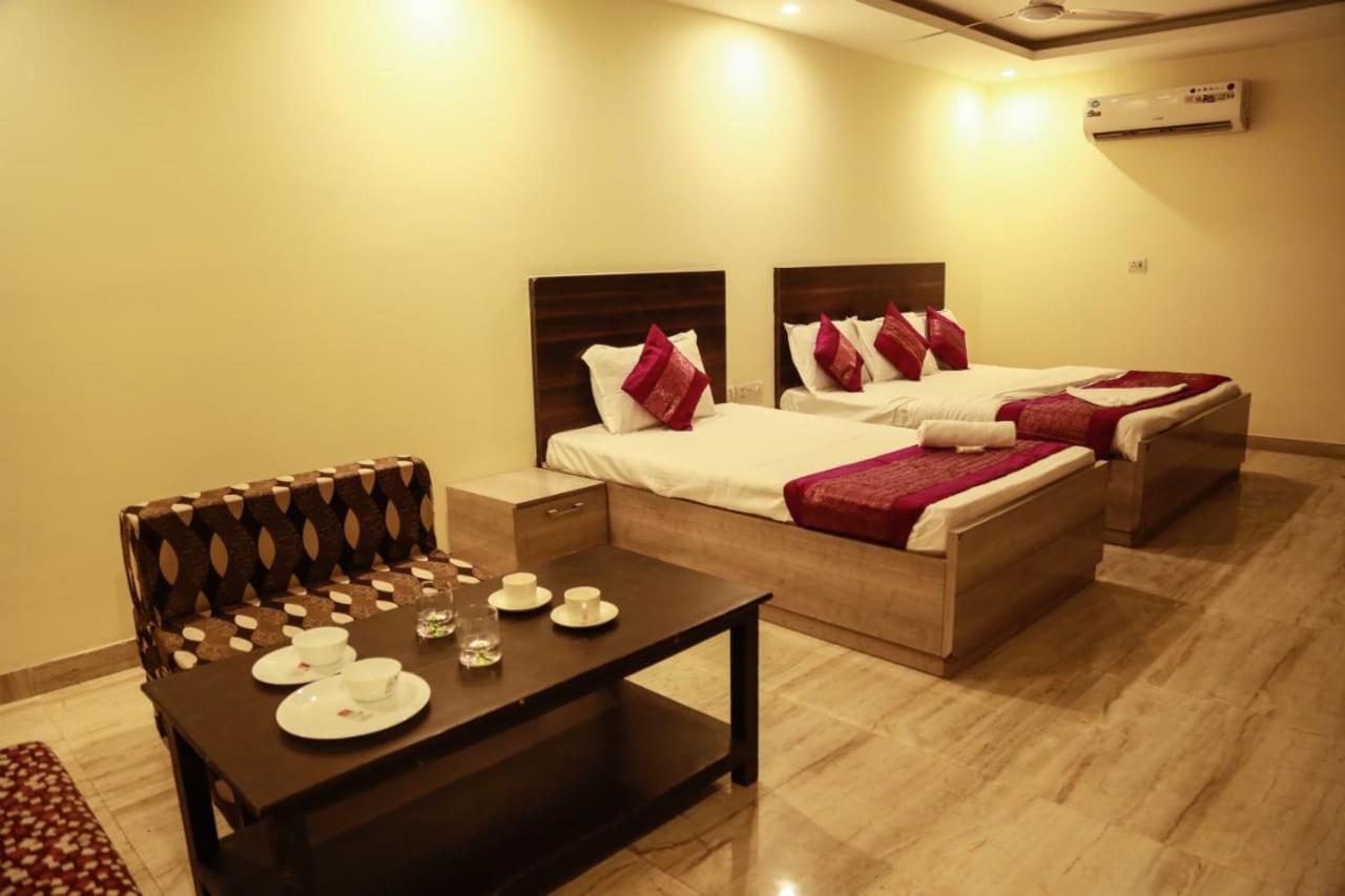Basoya Farm 2Bhk Villla With Pool - 10 Min Away From Chattarpur Faridabad Exterior photo